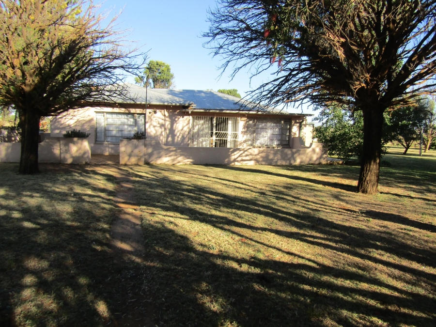 4 Bedroom Property for Sale in Bainsvlei Free State